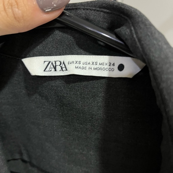 Zara Blouse - Picture 2 of 2